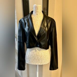 Timing Black Faux Leather Cropped Jacket Button Closure M
(Shorts S listed sep.)